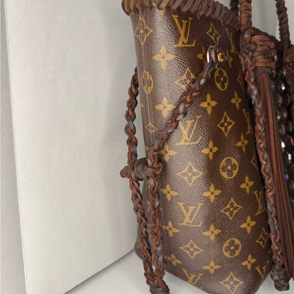 Louis Vuitton Neverfull MM Unique Fringe Boho Style. - Picture 15 of 15